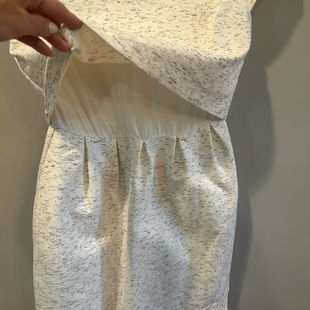 Dress with pockets - Picture 2 of 4